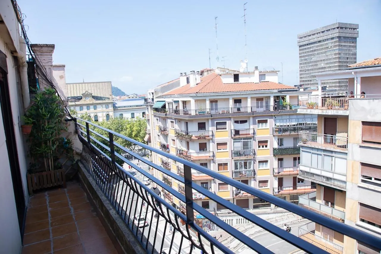 Next City Center San Sebastian Bus & Train Station Free Wifi Apartment